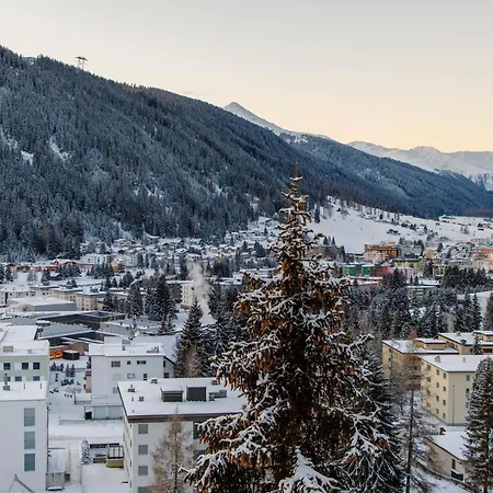 Zentrum Haus 3* Davos