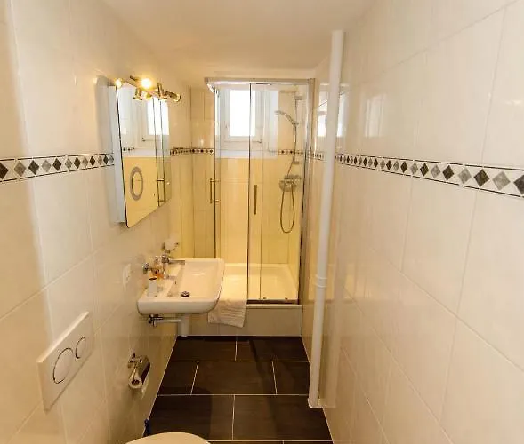 Han/Misafirhane Zentrum Haus 3*