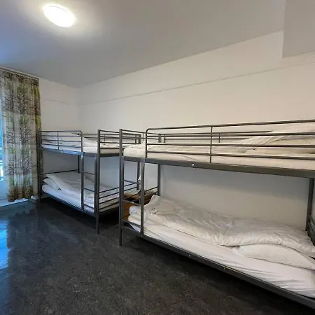 Zentrum Haus Πανδοχείο