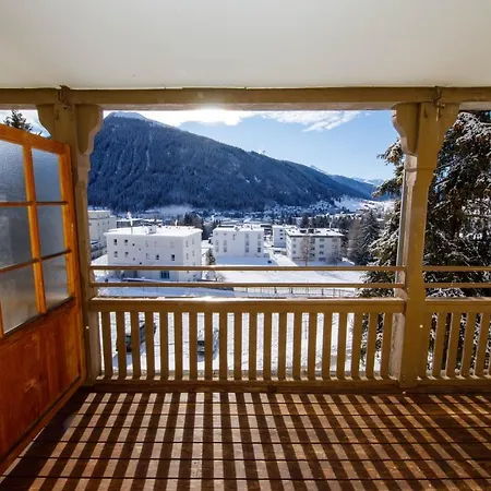 Πανδοχείο Zentrum Haus 3*