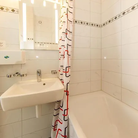 Estalagem Zentrum Haus 3*